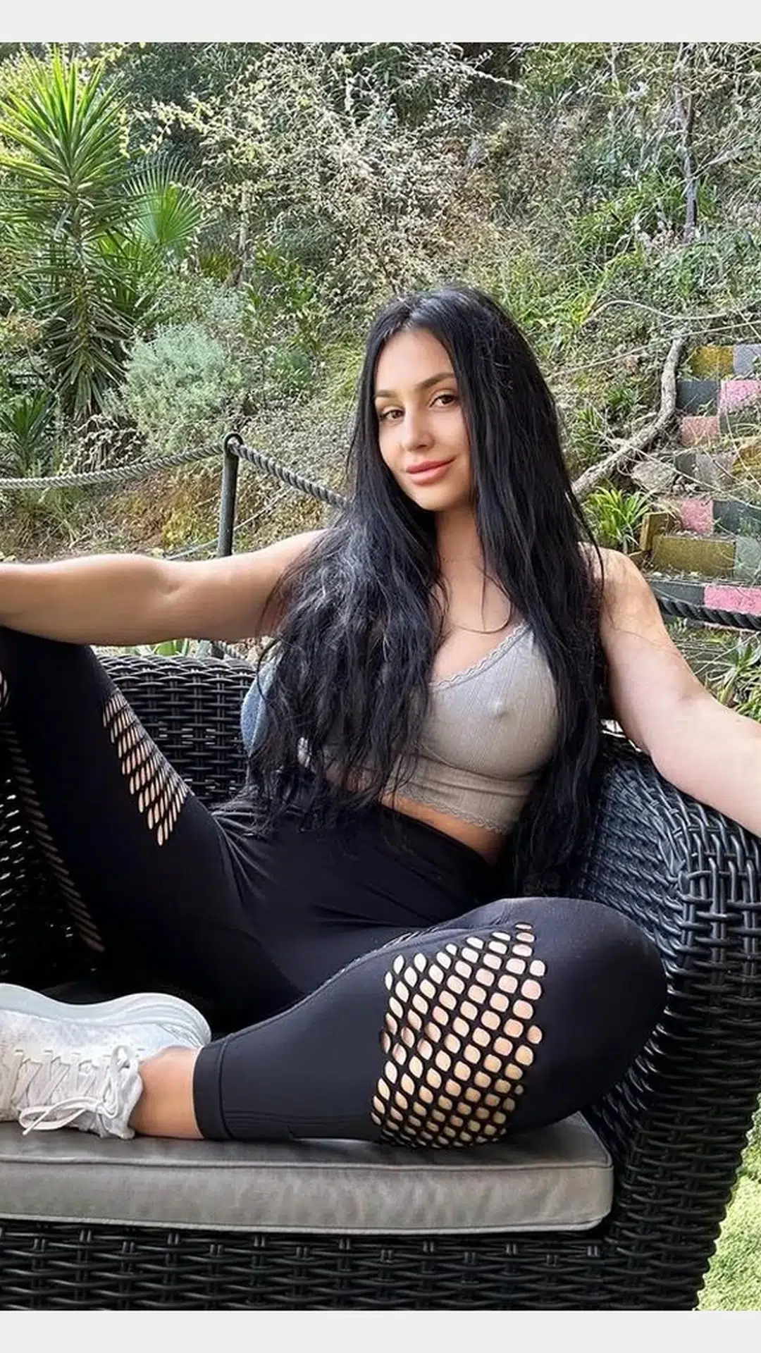 Ankara escort makalesi için kütüphane görseli 6, esc kutuphane